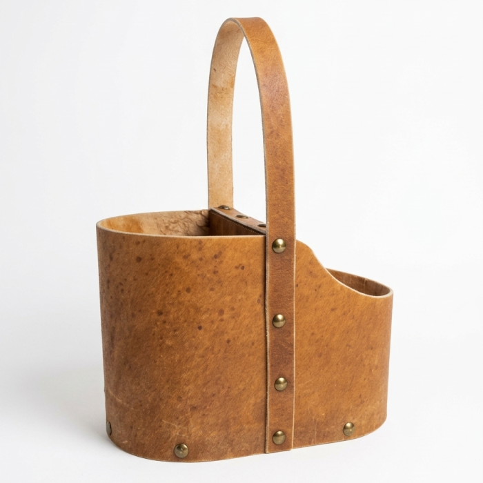 Gemini_Generated_Image_8gbhdq8gbhdq8gbh Matera Cuero Crudo manija lisa